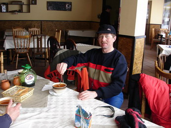 Виталик  в нашем любимом кафе на Шилигранке 